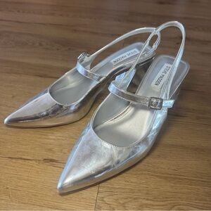 Steve Madden Metallic Silver Pointed Heels